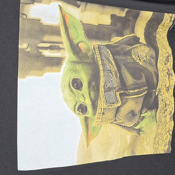 {Old Navy} "The Child" Grogu - Black T-Shirt with Baby Yoda Graphic - Picture 5 of 9